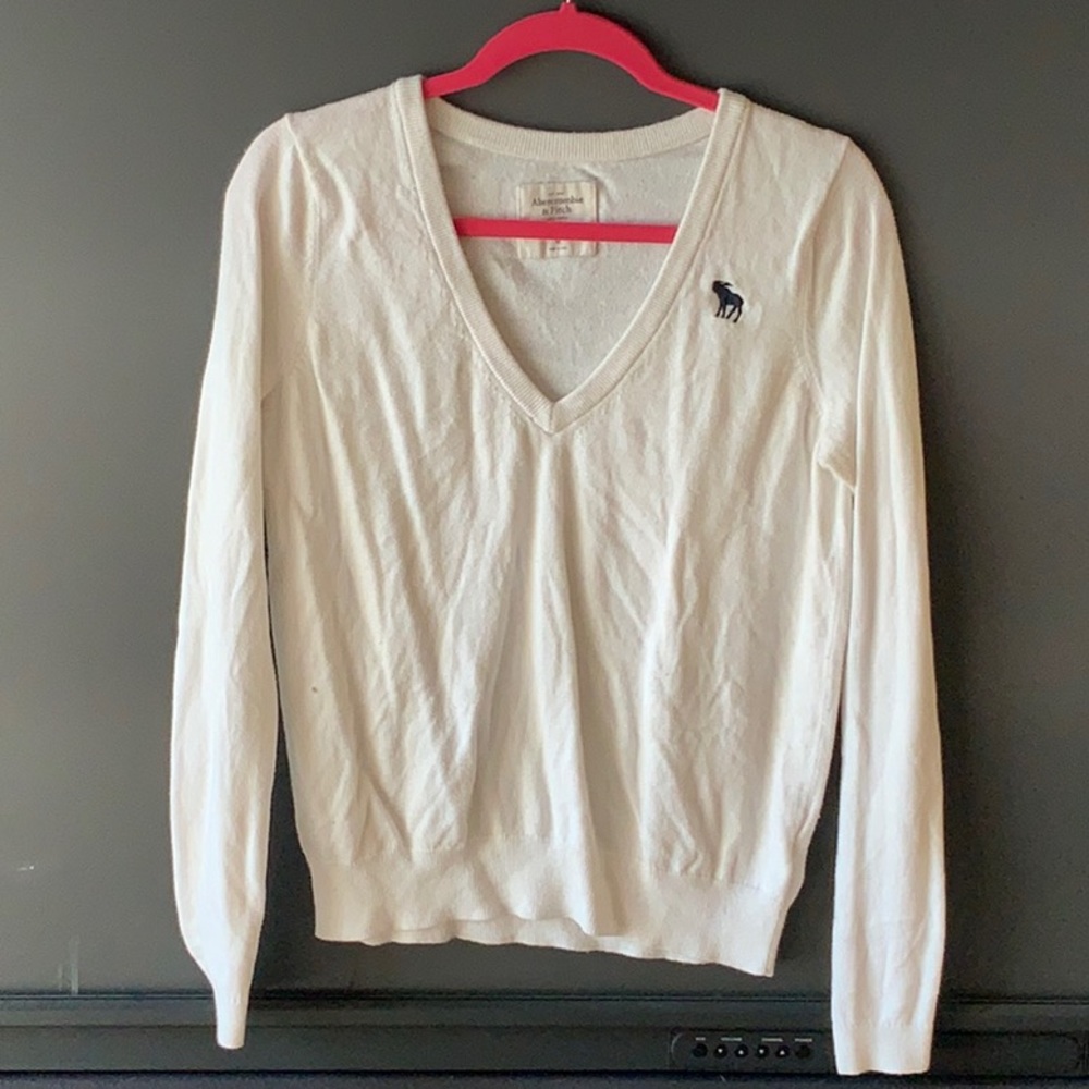 Abercrombie and Fitch V neck sweater